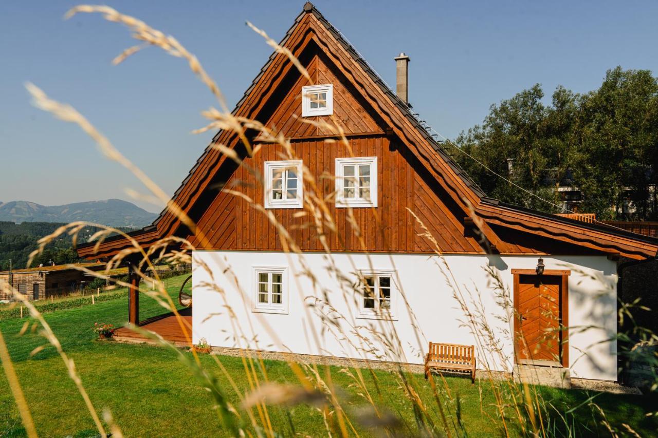 Roubenka Ondrejnik Villa Kuncice pod Ondrejnikem Exterior photo